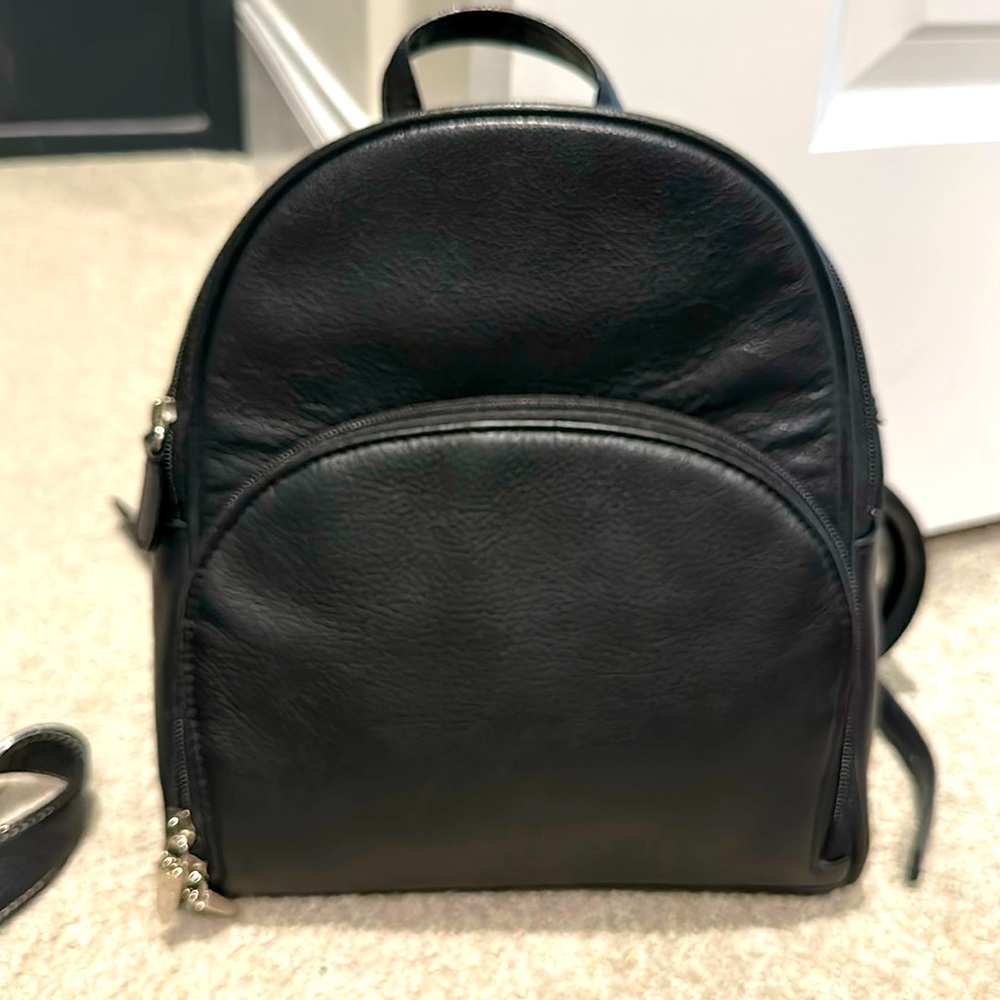 Black leather convertible bag